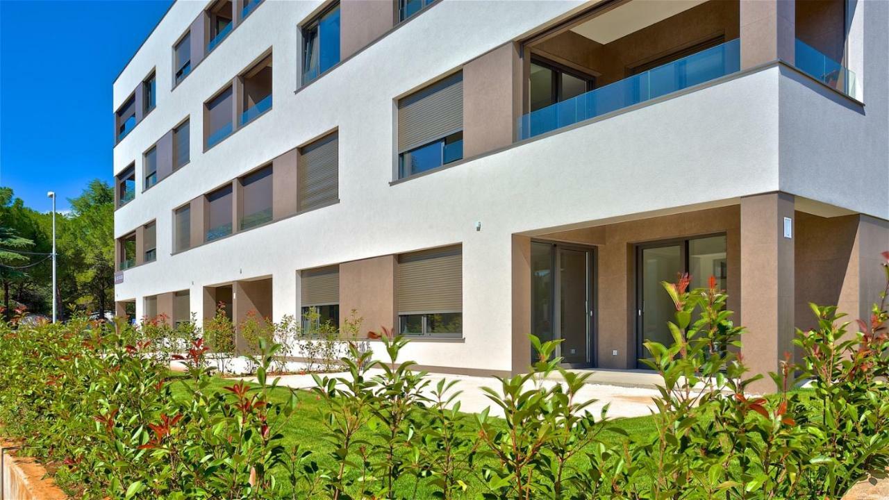 Spada Apartment 3 Bedrooms Near The Beach! Poreč Eksteriør billede